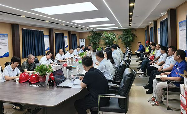 集团领导督导公司学习教育及示范点创建工作